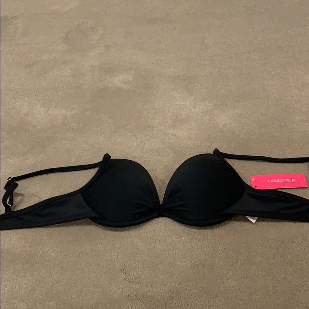 Black bikini top
